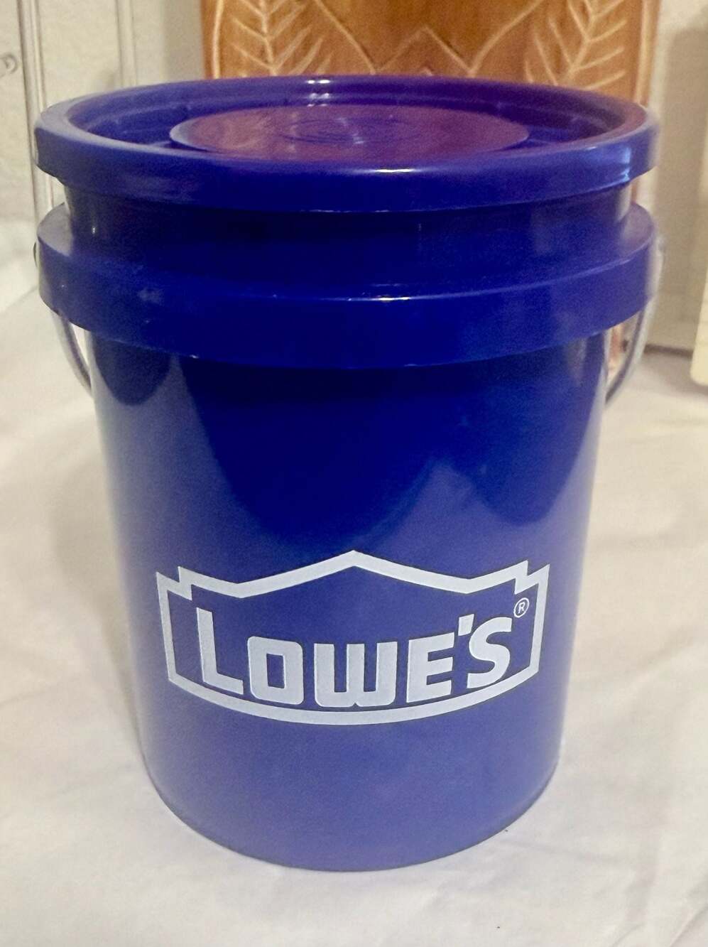 Lowe's 0.42-qt Mini Bucket with Lid Food Safe Blue